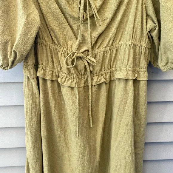 Universal Threads Puffy Sleeve Midi Green/Yellow Dress - Women’s Size L - Picture 3 of 10
